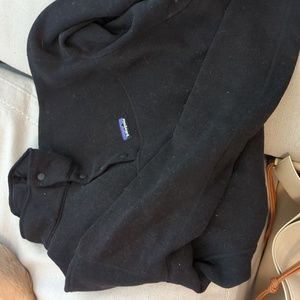 Patagonia pullover